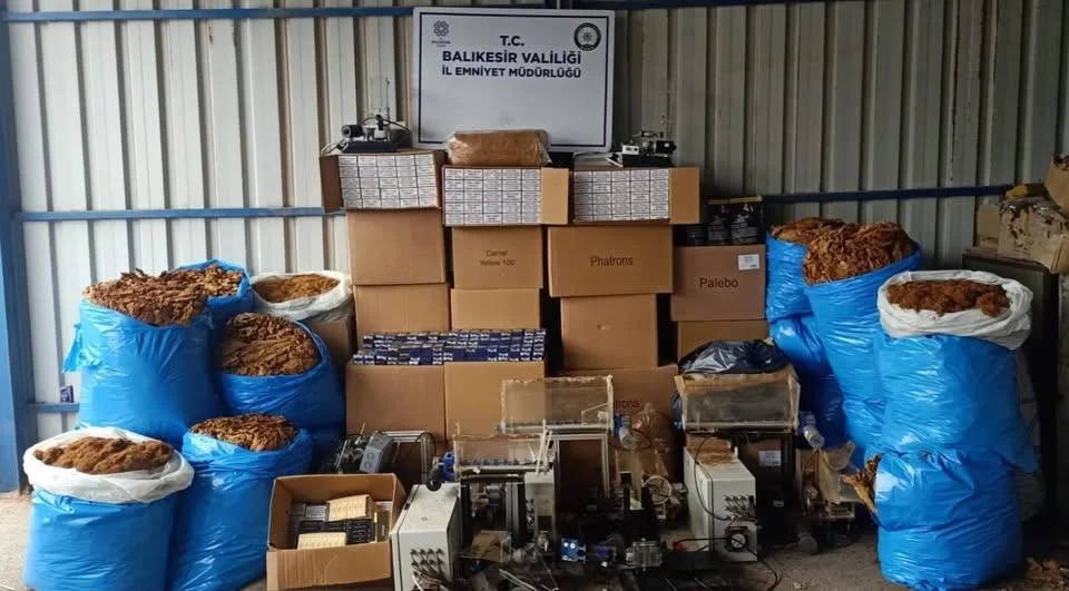 Gönen merkezli kaçak tütün operasyonu