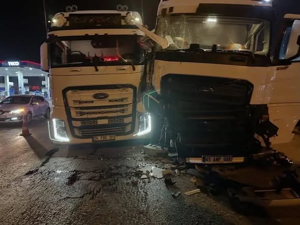 Susurluk’ta tır kazası ucuz atlatıldı