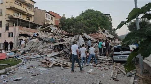 Sındırgı’da 1.010 depremzedenin elektrik faturası ödendi